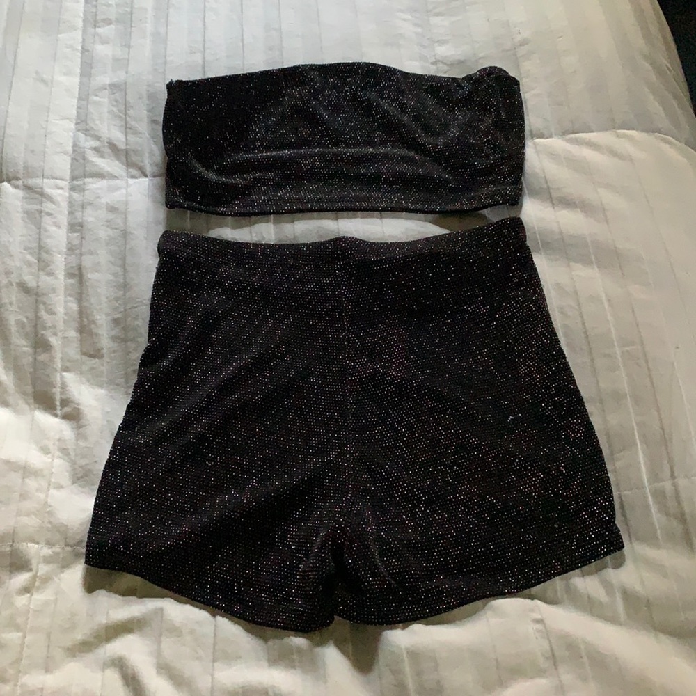Black Sparkly 2-piece Crop Top and Shorts Set
